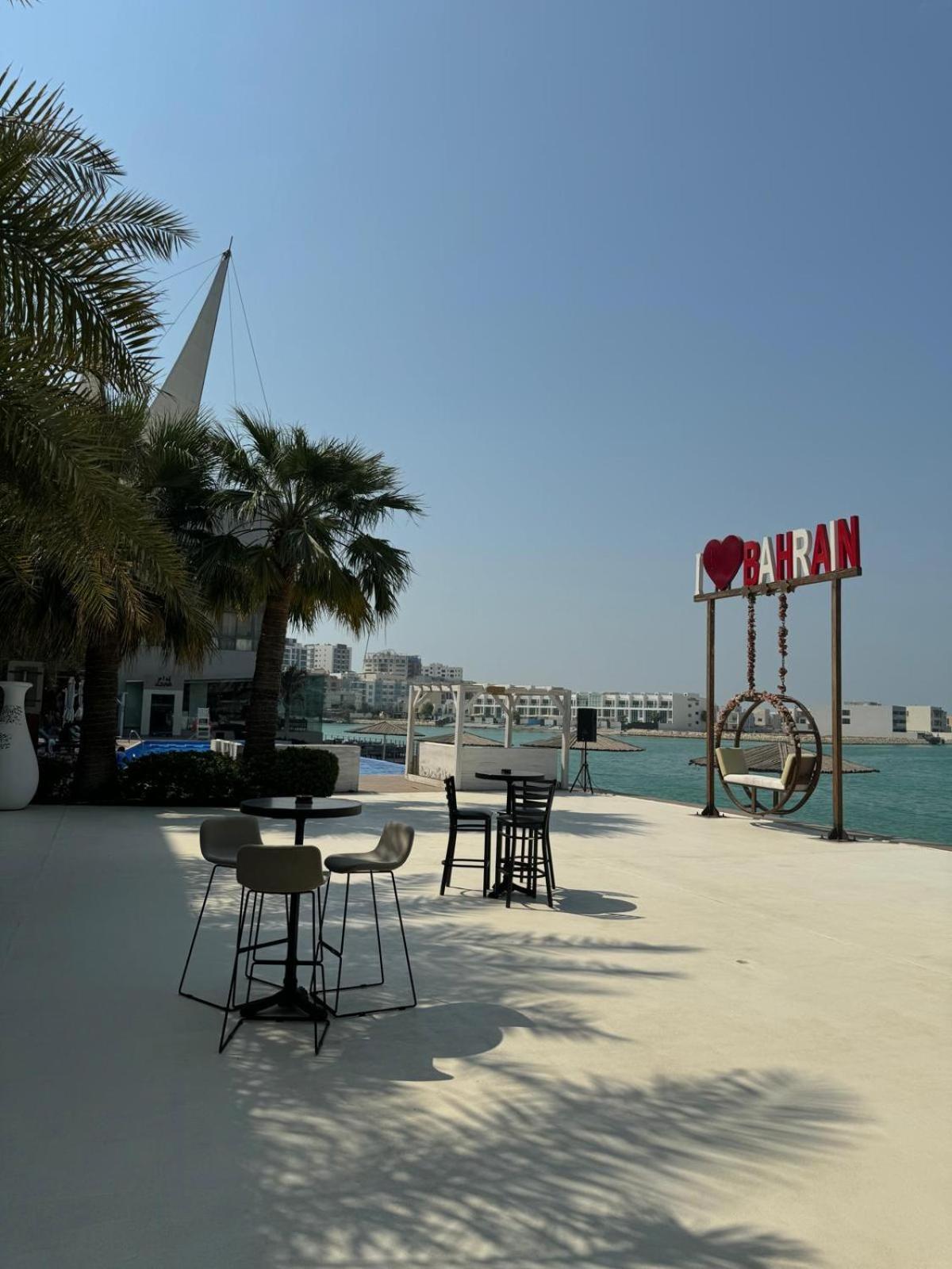 Dragon Hotel And Resort Al-Al-Muharraq Eksteriør billede