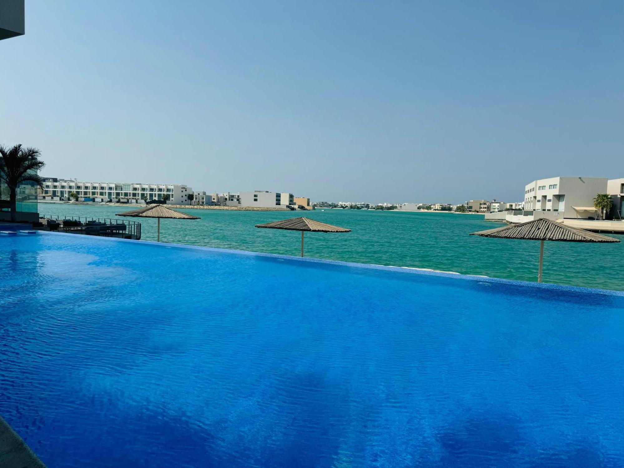 Dragon Hotel And Resort Al-Al-Muharraq Eksteriør billede